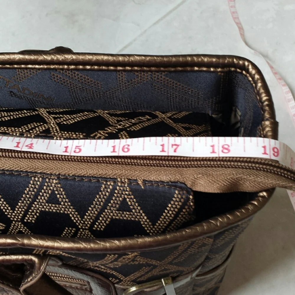 NWT Adrienne Vittadini laptop tote